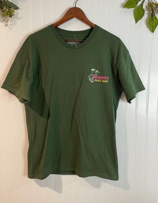 Peanuts Skate Camp Green Graphic T-Shirt Medium 60% Cotton 40% Polyester Unisex