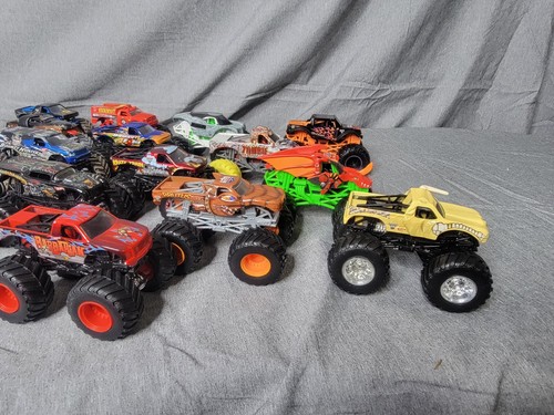 Monster Jam - Monster Trucks Diecast 1:64 Your Pick Message Which One ($8 Each) - Picture 7 of 15