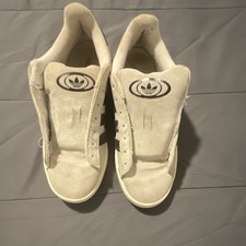 Adidas campus white