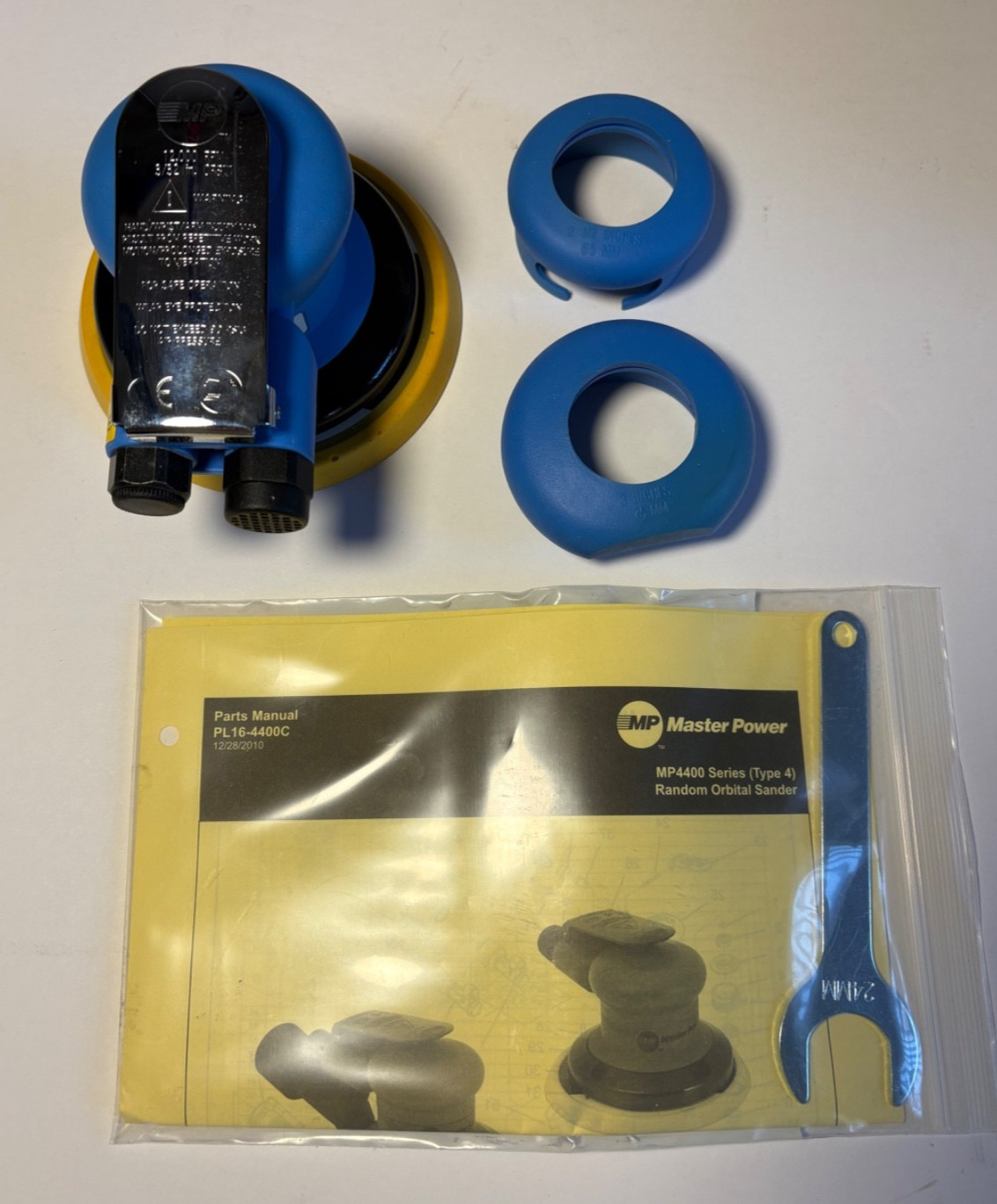 NEW- Master Power (MP 4403-05) 5in Random Orbital Sander  5i