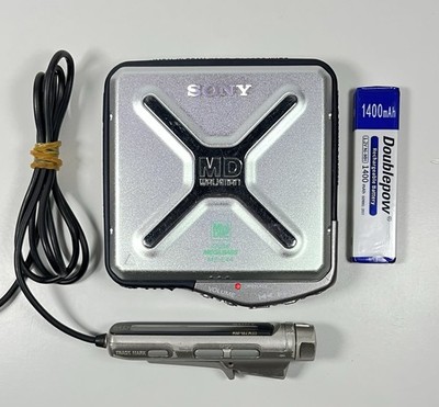 Sony MZ-E44 MD Walkman Portable Minidisc Player Silver Remote RM-MZR55 | Tested