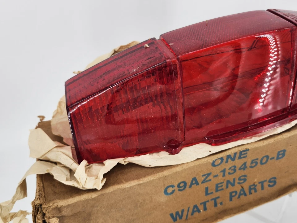 1969-70 FORD MERCURY STATION WAGON TAIL LIGHT LENS COUNTRY SQUIRE COLONY PARK - Image 2 of 4