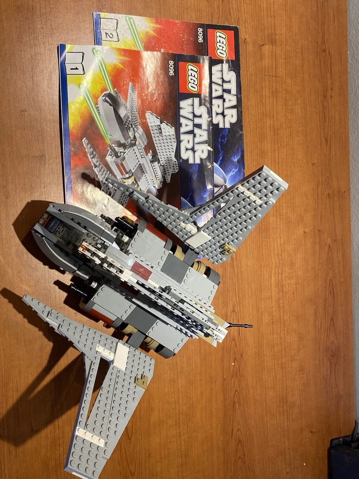 LEGO Star Wars 8096 Emperor Palpatine's Shuttle, foto 3 di 4