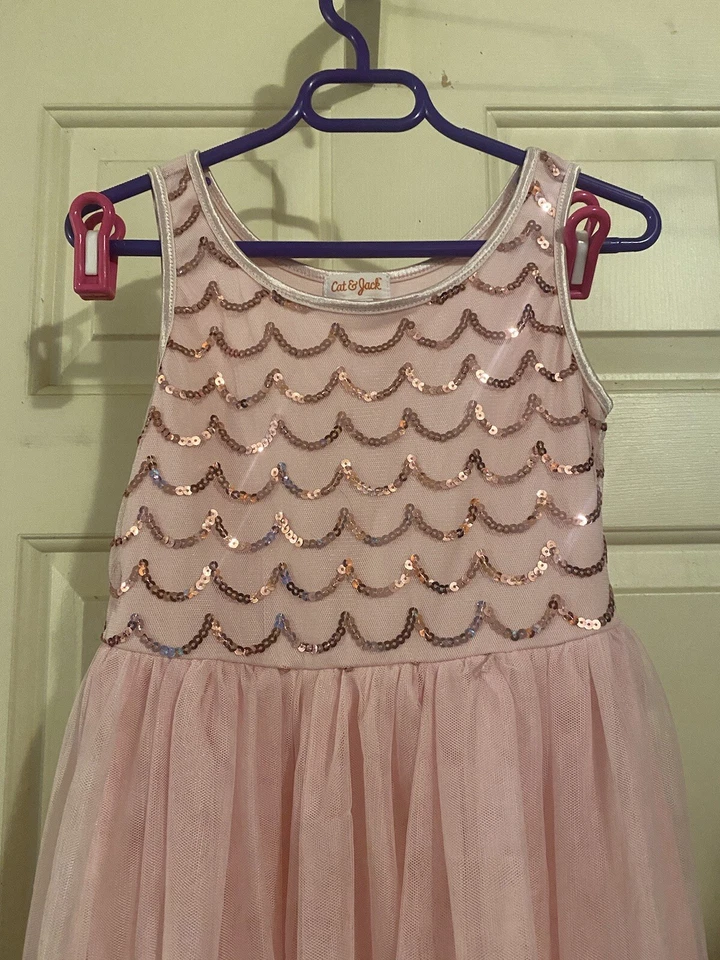 Vestido sin mangas Cat and Jack para niña pequeño 6/6x rosa lentejuelas fiesta de tul forrado Foto 2 de 4