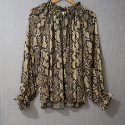 Nwot! H&M Sheer Shirt Snake Print Long Sleeve Green Women's 12 #H52-10 | eBay Nwot! H&M Sheer Shirt Snake Print Long Sleeve Green Women's 12 #H52-10 | eBay