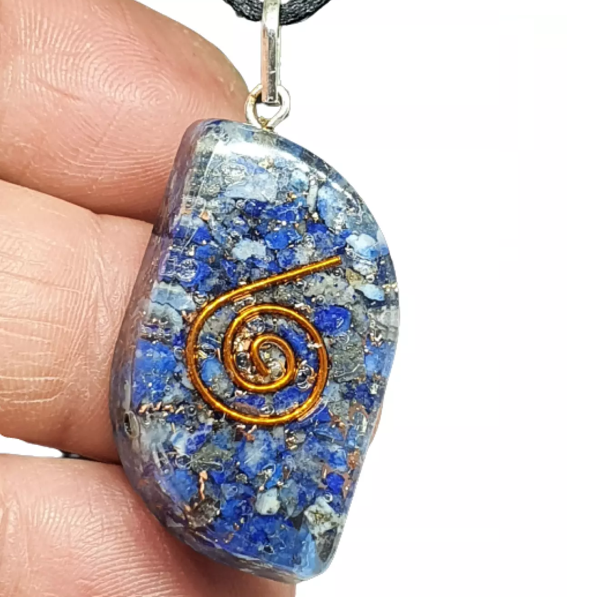Collana con ciondolo di energia orgonica con Torre Eiffel dorata e pietre naturali di lapislazzuli. Made in USA - Italia