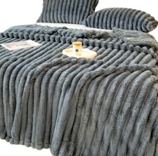 Grey 300gsm warm throw/blanket LARGE 150cm x 200cm