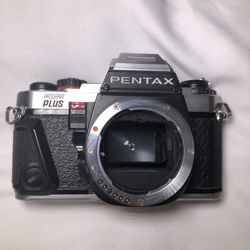 1 Pentax Program Plus Camera Bundle + 3 Lenses + Extras good, untested Condition - Picture 2 of 21