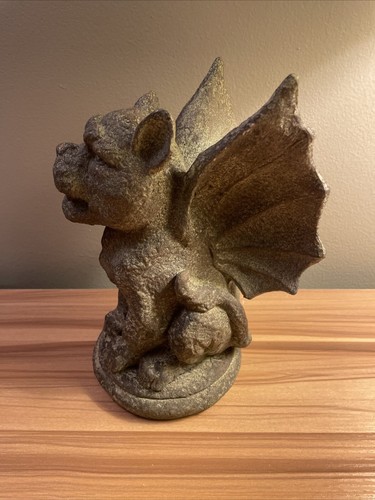 Resin Gargoyle, Light Up Plastic Blow Mold Style Skull & Rubber Skull Halloween - Picture 15 of 18