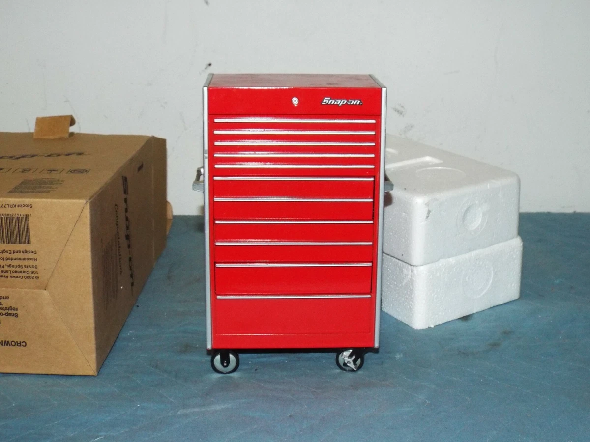 Snap on piggy sale bank