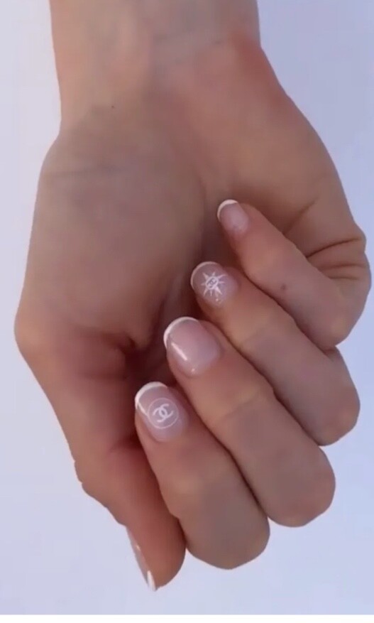 Chanel Diva Hot Pink Mirror +Nail File + Polish Gift Box eBay