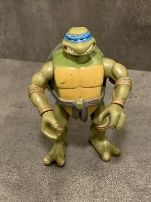 LEONARDO Ripped Up Teenage Mutant Ninja Turtles 3in 2004 TMNT Action Figure READ