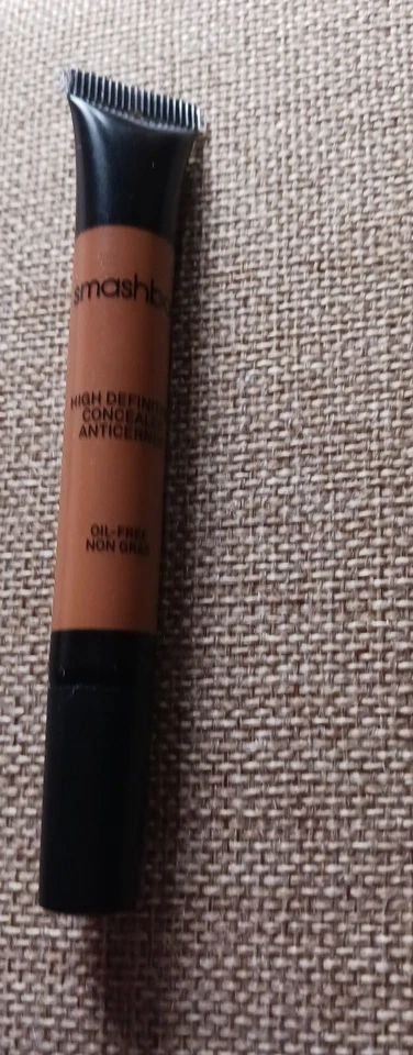 Smashbox High Definition Liquid Concealer color DARK - Image 2 of 4