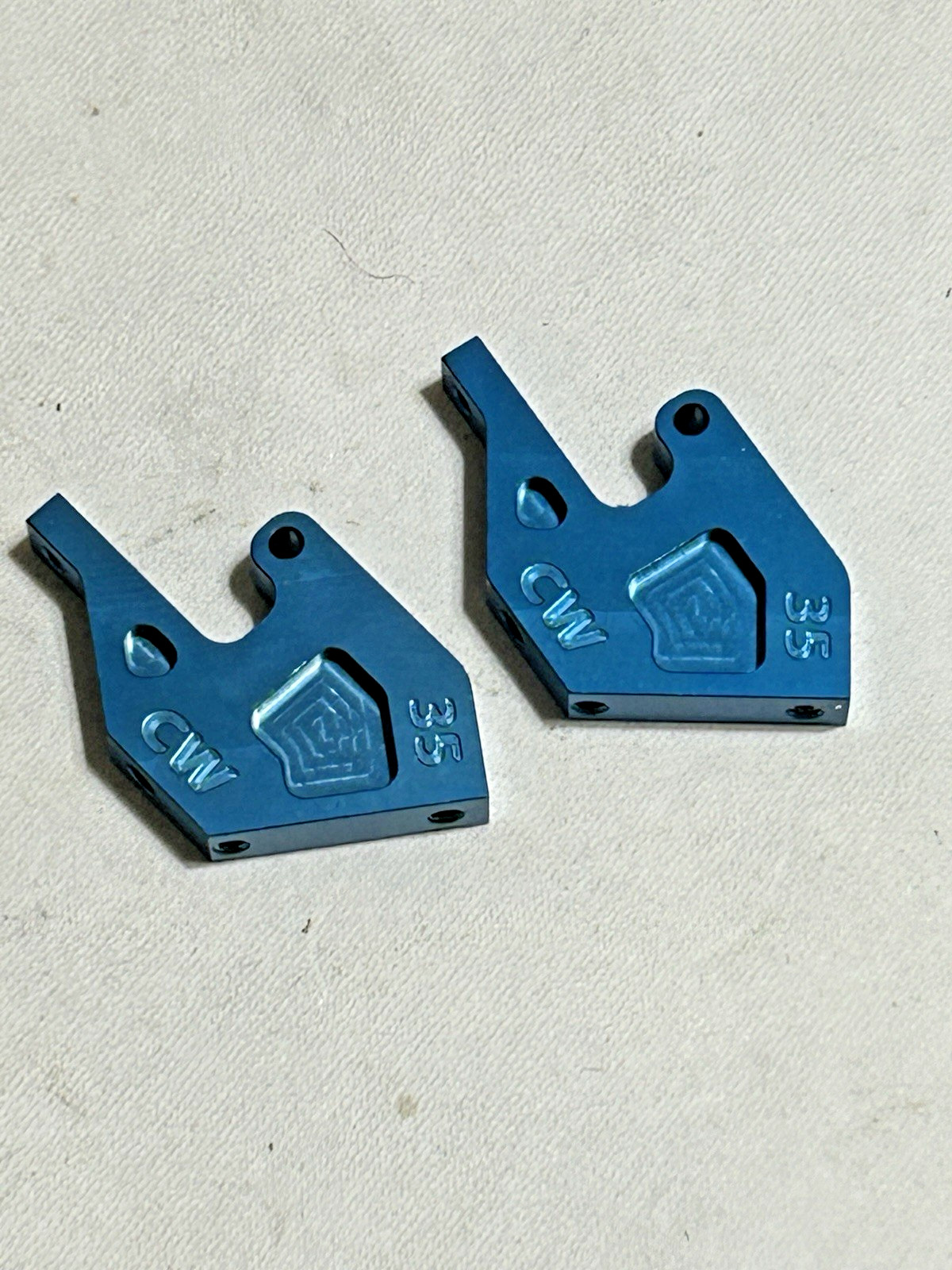 Custom Works Outlaw 4 (35 degree) Front Suspension Mount 2
