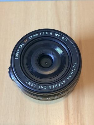 Fujifilm XF23mm 23 mm 2,8 2.8 R WR schwarz Neuwertig!