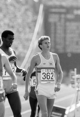 Olympics Mens 1500 Metres Heat Great Britain's Steve Cram qualifie- Old Photo 1