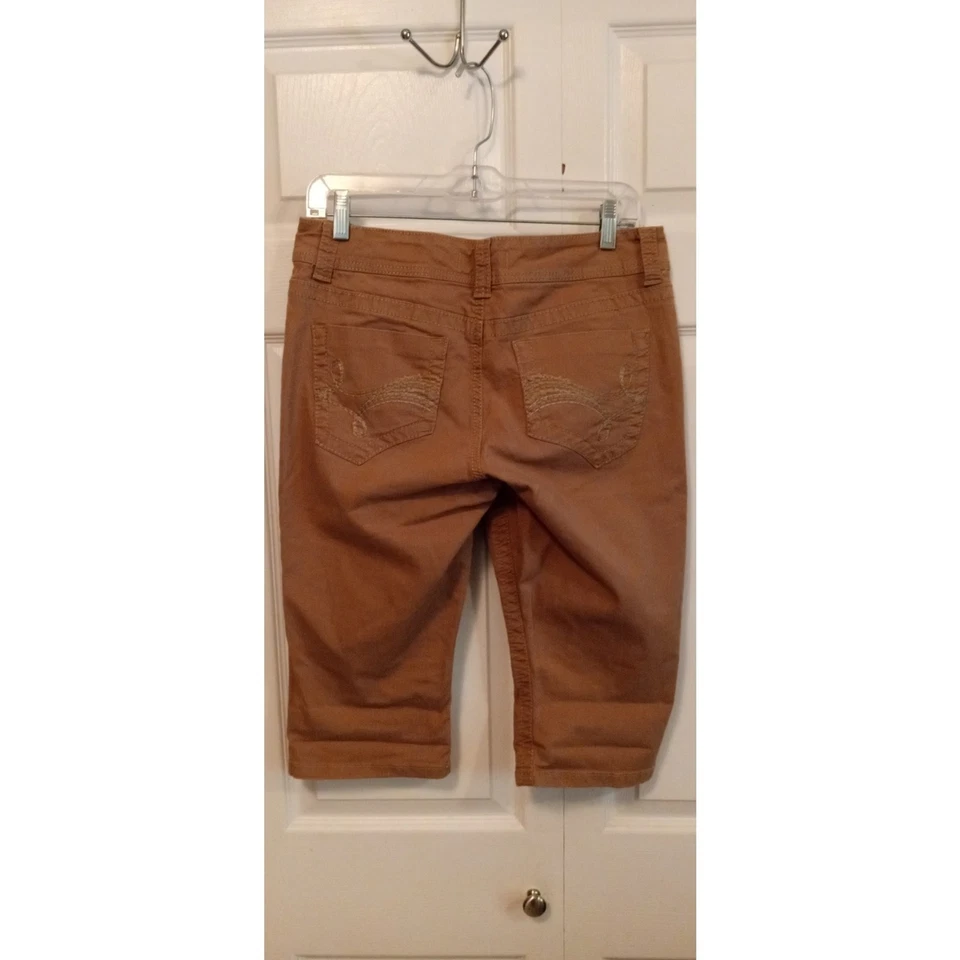 Nine West Vintage collection light mauve knee length denim shorts - Image 2 of 4