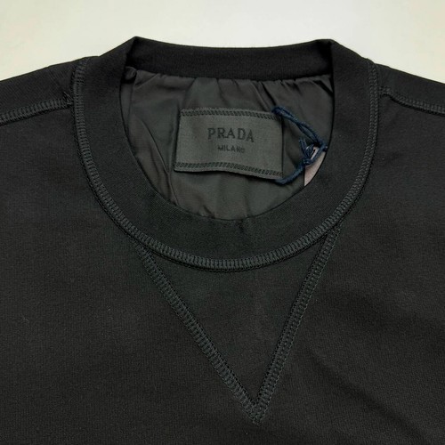 Sudadera negra de tela técnica PRADA para hombre talla XL - Imagen 2 de 9