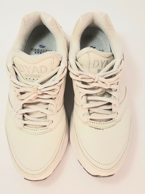 dyad walker shoes