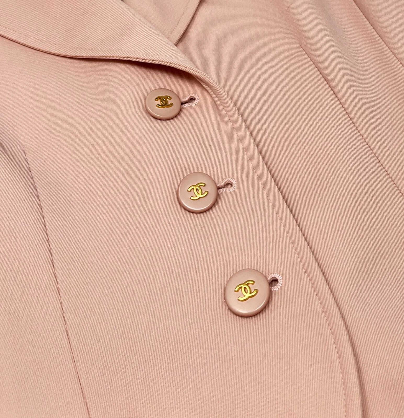 Giacca CHANEL Vintage 97P CC Logo #36 Bottone Ritagliato Rosa Lana