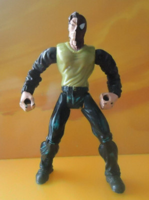 Vintage Marvel Peter Parker Spider Sense 5'' Action Figure - Toy Biz 1999 (2)