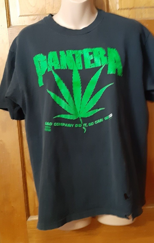 rihanna pantera shirt
