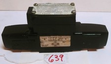 Vickers Hydraulic Directional Valve DG4V-3-0N-W-B-12      (639)
