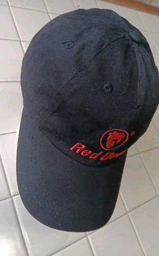 Red Devil SnapBack Regulowany czarno-czerwony kapelusz Red Devil Produkty - Zdjęcie 4 z 5