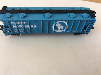 #ad Great Northern 3 Bay Covered Hopper GN 71084 N Scale Trains $6.95