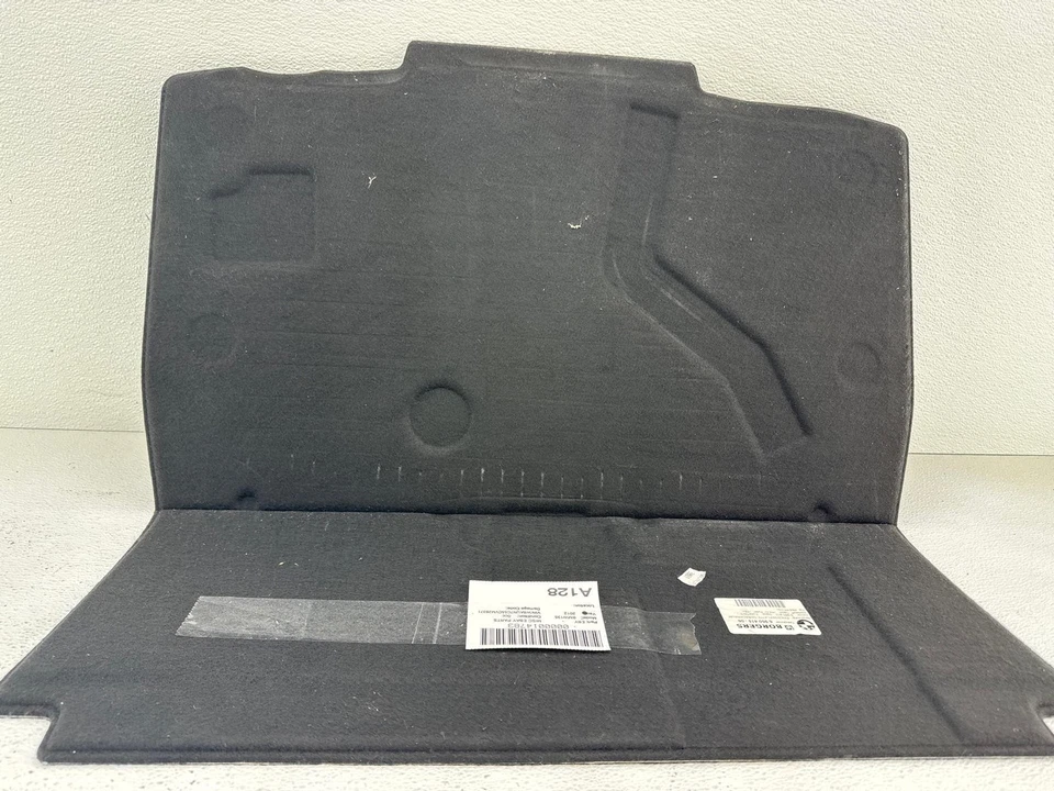 Оригинальная панель напольного покрытия заднего багажника для BMW 135i 2008-2013 годов выпуска - Изображение 3 из 4