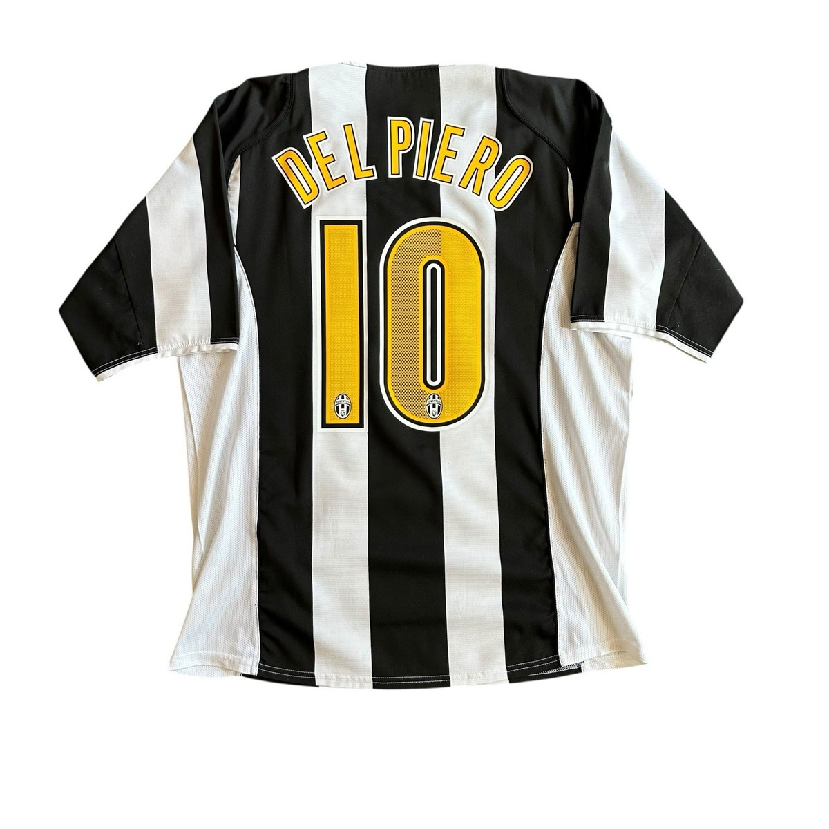 Vintage Nike Juventus FC #10 Del Peiro 2004/05 Home Football Kit