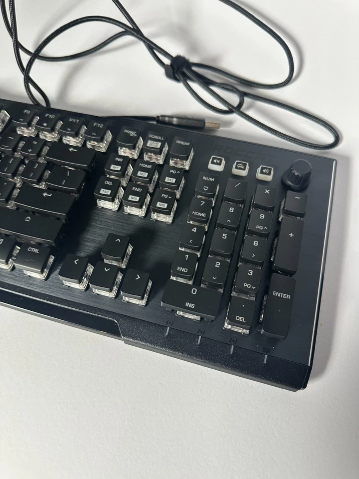 Roccat Vulcan II tastiera da gioco nera  - Immagine 3 di 4