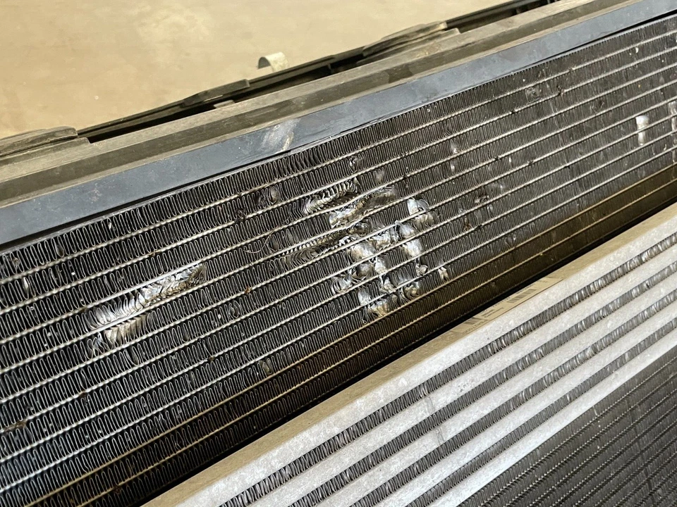 13 14 15 BMW Alpina B7 B7X F01 F02 Radiator Condenser Cooling Fan 4.4L 1369 OEM - Image 2 of 4