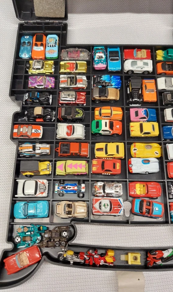 Micro Machines Large Lot Of 73 Vintage 80’s & 90’s Galoob With Case Read - Image 3 of 4