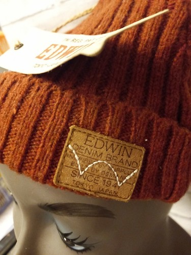 Logo Cap Chestnut Beanie Hat *BNWT 