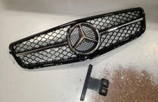 Grille For 2008-2013 Mercedes Benz W204 C250 C300 C350 Chrome W/Star AMG Style