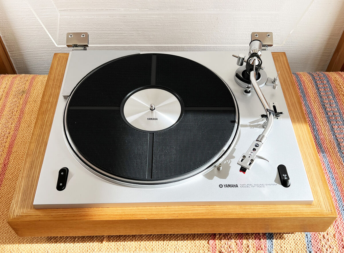 Yamaha YP-700C Belt Drive Record Player Maintained 100V 50 Yamaha YP-700C Belt Drive Record Player Maintained 100V 50