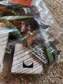 LEGO 9468 Monster Fighters Vampyre Castle sealed bag #1 ONLY 7 minifigures + car