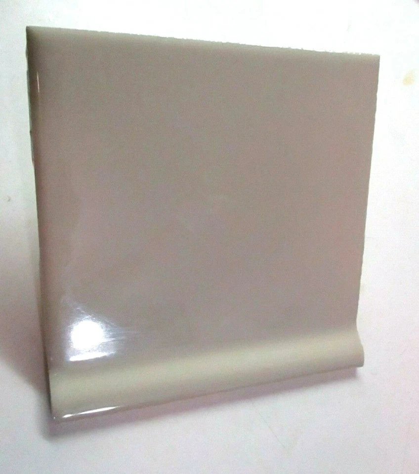 Azulejo de pared de radio de cerámica de EE. UU. 1 base de cala EE. UU. 4-1/4" beige brillante oscuro AT-3401 de colección Foto 4 de 4