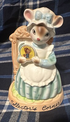 Vintage Avon 1982 Cherished Moments Collection Collector's Corner Mouse Figurine