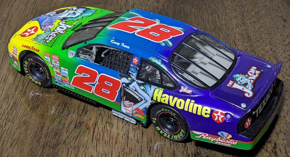 Action Nascar The Joker Kenny Irwin 1:24 Stock Car Limited Ed 1998 Ford Taurus - Image 3 of 4