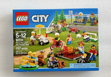 NEW LEGO CITY 60134 People Pack-Fun in the Park set Sealed