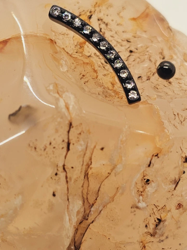 Joyería de oreja hélice curva estrás de metal negro para uno nueva con caja Foto 4 de 4