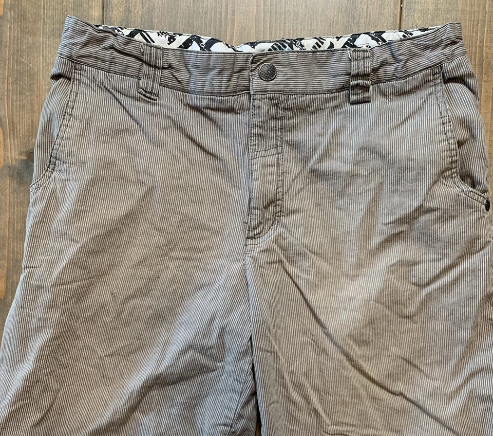 Pantalones Cortos Shaun Blanco Niño Juvenil Monopatín Caqui Bermudas Ajustables Talla de cintura: 16 Foto 2 de 4