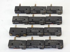  Lot of 12 Micro Switch 15A Micro Switches