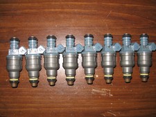 93-95 Mustang Cobra 5.0 24lb Fuel Injectors 4 Hole Spray Pattern Ford 302 V8