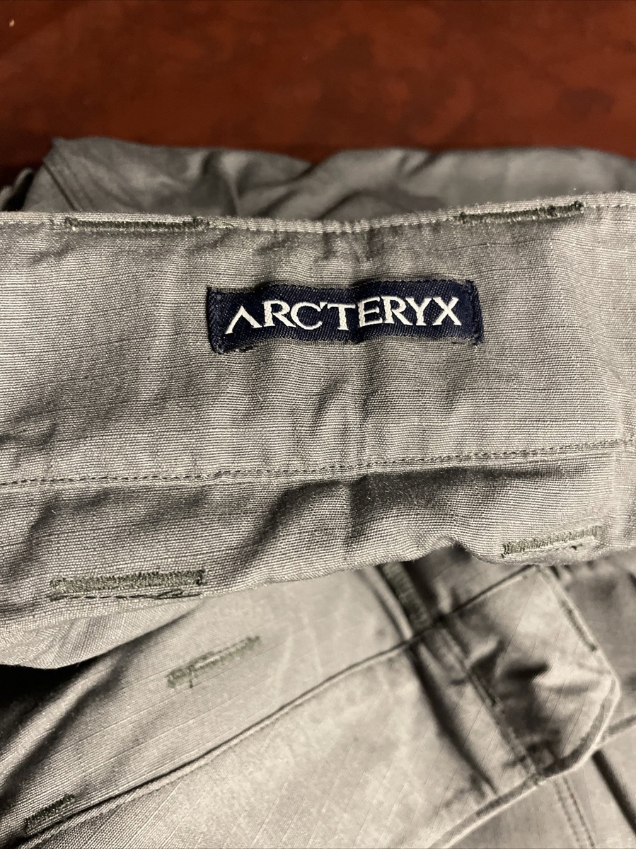 Rare Arcteryx LEAF Gen 1 Assault Pants AR Wolf Gray XXL NWT Rare Arcteryx LEAF Gen 1 Assault Pants AR Wolf Gray XXL NWT