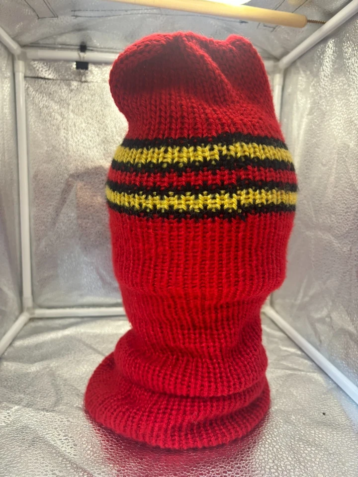 Máscara de esquí roja con rayas negras/doradas pasamontañas sombrero de invierno estilo Carhart Foto 4 de 4