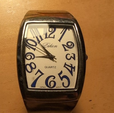 Eikon Rectangle Quartz Wristwatch Silver Metal Band Stainless Steel Case