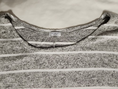 STUDIO 1886 WOMEN'S 3X(26W-28W) GRAY/WHITE STRIPPED TIE 3/4 SLEEVE TUNIC SWEATER - Picture 8 of 18
